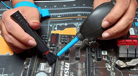 how to clean ram slot|How to Clean a RAM Slot .